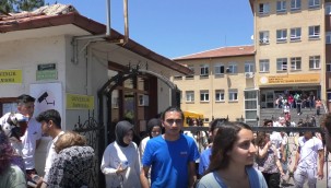 YKS ikinci oturumu olan AYT sona erdi