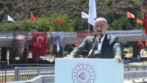 Bakan Karaismailoğlu: Biz başkaları gibi halkçı gözüküp, yan gelip yatmayız