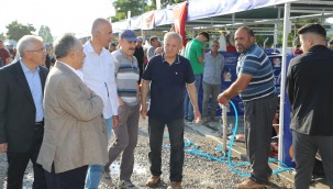 Başkan Yalçın ve Kaymakam Dönmez kurban pazarını ziyaret etti