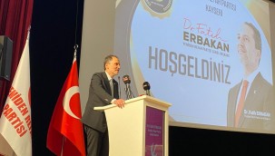 Fatih Erbakan: Suriyelilerin gönderilmesi şart!