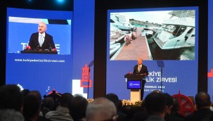 Karaismailoğlu: Deniz ticaret filomuz ile dünyada 15. sıradayız