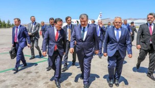 Sağlık Bakanı Fahrettin Koca Kayseri'ye geldi