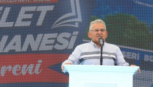 Başkan Büyükkılıç'tan gençlere "büyük" müjdeler