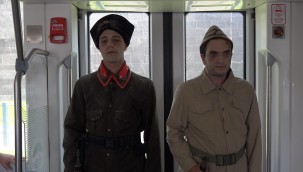 Genç KAYMEK'ten tramvayda Zafer Bayramı'na özel farkındalık etkinliği