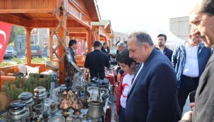 Talas'ın vazgeçilmezi 'Antika Pazarı' devam ediyor