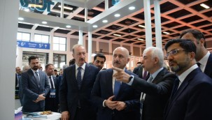 Bakan Karaismailoğlu, InnoTrans 2022'YE katıldı
