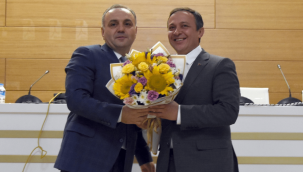 ERÜ'nün yeni rektörü Fatih Altun, görevi Mustafa Çalış'tan devraldı