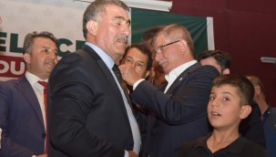 Gelecek Partisi'ne bin kişilik üye katılımı