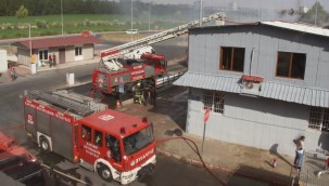 İş yerinde çıkan yangın kontrol altına alındı