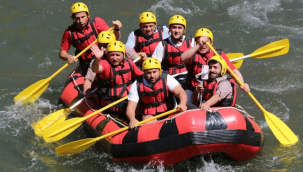 Kayseri Valisi Gökmen Çiçek rafting yaptı