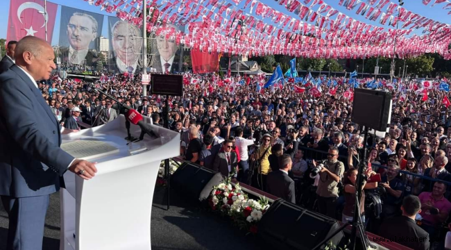 MHP Lideri Bahçeli: Geleceğiniz varsa göreceğiniz de var