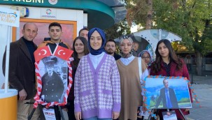 AK Parti Gençlik Kolları'ndan Cumhuriyet Bayramı Sergisi