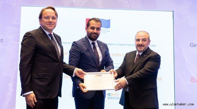 Bakan Varank'tan Kayseri Ticaret Odası'na proje ödülü