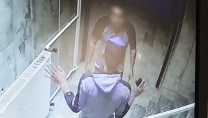 Binadan hırsızlık yapan kişi, görevli tarafından yakalandı