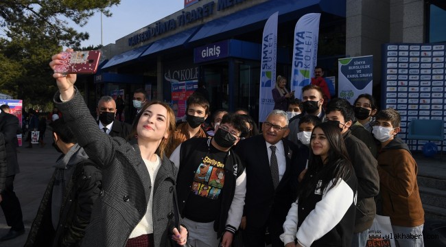 Kayseri Büyükşehir Belediyesi 5'inci kez Kitap Fuarı'nın kapısını aralıyor