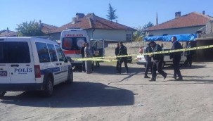 Kayseri'de park halindeki araçta 2 kişi ölü bulundu!