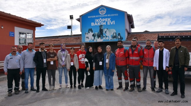 Kocasinan, gençlere hayvan sevgisi aşılıyor