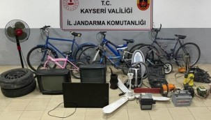 Uyuşturucudan yakalanan şüpheli, hırsızlık olayının da faili çıktı 