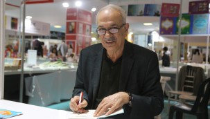 Yazarlardan Kitap Fuarı'na övgü: En iyi fuarlardan bir tanesi