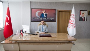 Cüneyd Özdemir'den 25 Kasım Kadına Yönelik Şiddetle Mücadele Günü mesajı