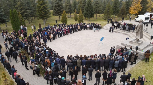 ERÜ'de 10 Kasım Atatürk'ü Anma Töreni gerçekleştirildi