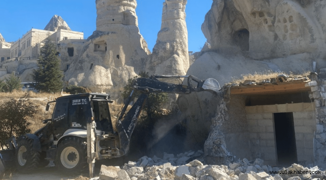 Kapadokya'da kaçak yapılar yıkılıyor, doğal ve tarihi doku korunuyor