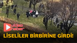 Kayseri'de liseli öğrencilerin kavgası kameraya yansıdı!