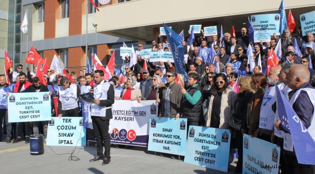 Kayseri'de sendikaya bağlı öğretmenler iş bıraktı 