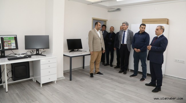 Rektör Altun, araştırma merkezleri ve laboratuvarlarını ziyaret etti