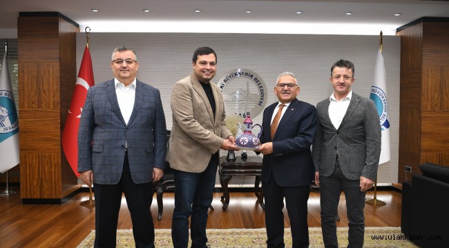 Uşak Belediye Başkanı Çakın Başkan Büyükkılıç'ı ziyaret etti