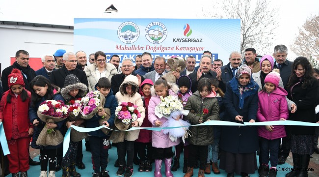 Başkan Büyükkılıç, Çatakdere'de ilk doğal gazı yaktı, pişirilen ilk kahveyi içti