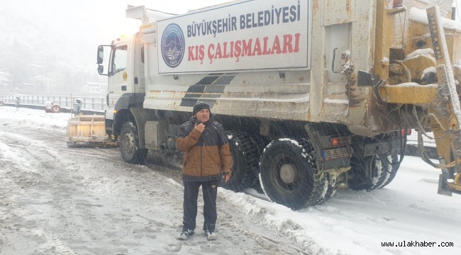 Büyükşehir'in 156 araç ve 328 personeli, karla mücadele için hazır
