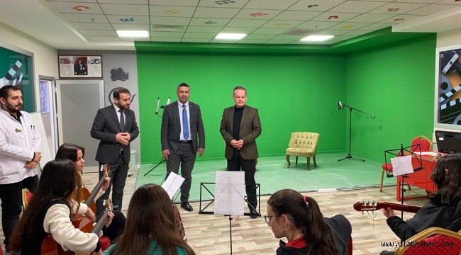 Büyükşehir'in "Değer Gençlik" seminerine Kaymakam Karacan konuk oldu