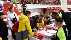 Büyükşehir'in yetenek testine 220 çocuk katıldı