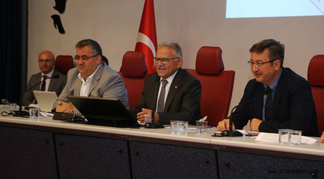 Büyükşehir Meclisi, 1 yılda 771 gündem maddesini görüştü