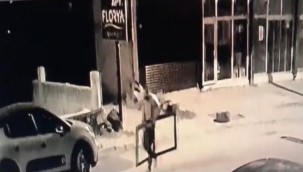 Camiden musluk ve alüminyum kapı çalan iki kişi tutuklandı