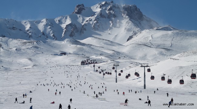 Erciyes'te hem dünya şampiyonası hem de kış festivali