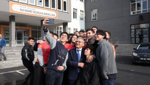 Genç dostu Başkan, öğrencilerle buluştu