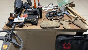 İzinsiz kazı yapan 3 şüpheli yakalandı