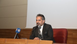 KGC Başkanı Metin Kösedağ, ERÜ'de konferans verdi