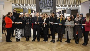 KUMSMALL'da sergi ve fuar açıldı