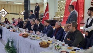 MHP Melikgazi, muhtarlarla istişare toplantısı yaptı