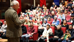 Talas'ta Nurullah Genç'ten altın öğütler