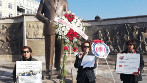 Uzunlu: Atatürk ve cumhuriyetimizi kuran kadrolara minnettarız