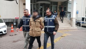 Aranan şüpheliler baza içinde ve dolap arkasında bulundu 