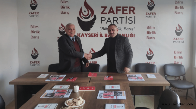 İyi Parti Bünyan Eski İlçe Başkanı Mahmut Bürüngüz Zafer Partisi'ne katıldı