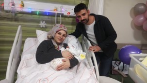 Kayseri'de 2023'ün ilk bebeği saat 00:05'te doğdu