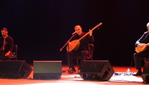 Kayseri'de Cengiz Özkan konseri