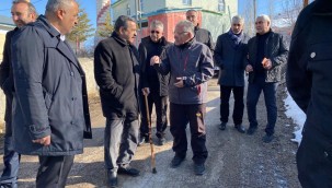 Başkan Büyükkılıç, deprem felâketinden etkilenen Sarız'da incelemelerde bulundu