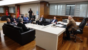 Başkan Büyükkılıç'tan ilçe belediye başkanlarıyla "deprem" toplantısı